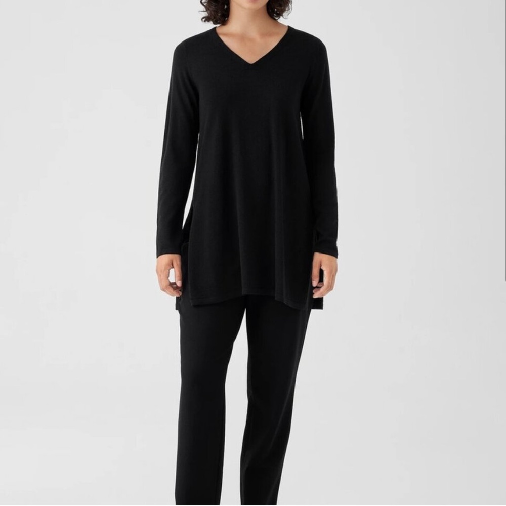 Eileen Fisher Women's 100% Superfine Merino Wool V-Neck Tunic - Picture 3 of 14